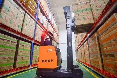 川內(nèi)首家中糧食用油工廠復(fù)工，日產(chǎn)200噸保障食用油供應(yīng)